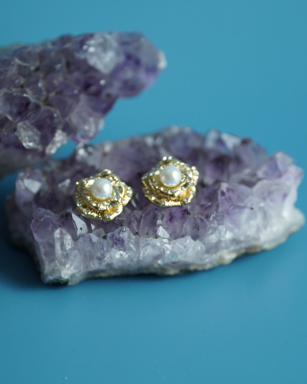 Golden Pearl Studs - Vintage Floral Design